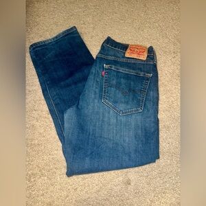 Levi’s Strauss gently used women’s size 32/30